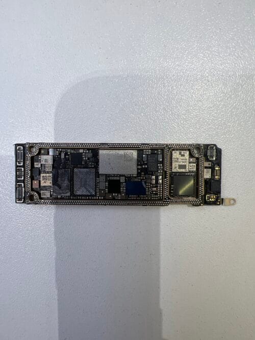 BOARD IPHONE CNC 11 DAWN