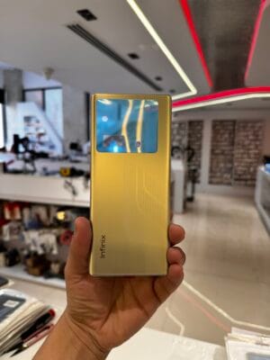 BACK COVER NOTE 40 PRO PLUS