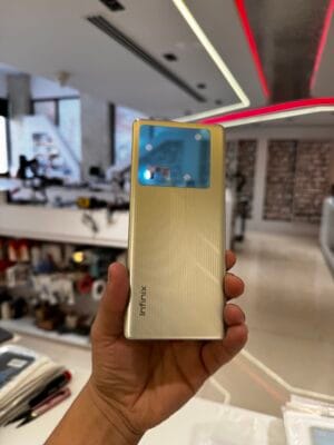 BACK COVER NOTE 40 PRO PLUS