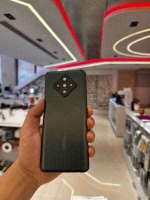 BACK COVER ZERO 8 BLACK