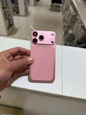 شاصي تحوير XR الى 17 برو لون وردي مع فلات مشدود