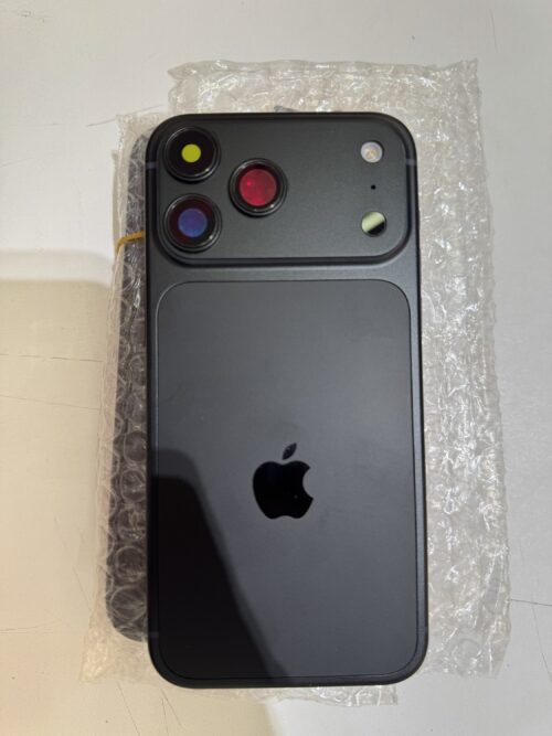 شاصي 14 PRO MAX شكل 17 PRO MAX اسود
